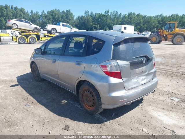 2009 Honda Fit Sport მანქანა იყიდება აუქციონზე, vin: JHMGE87879S801163, აუქციონის ნომერი: 12666856