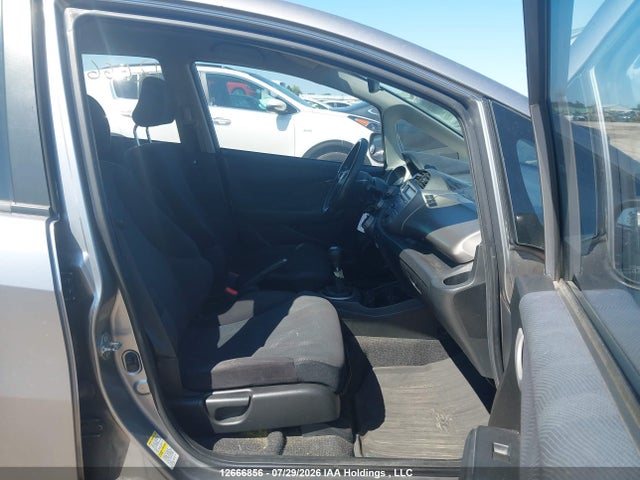 2009 Honda Fit Sport მანქანა იყიდება აუქციონზე, vin: JHMGE87879S801163, აუქციონის ნომერი: 12666856