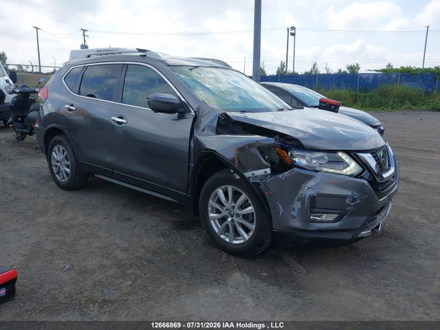12666869 :رقم المزاد ، 5N1AT2MV8HC853894 vin ، 2017 Nissan Rogue Sv/sl مزاد بيع