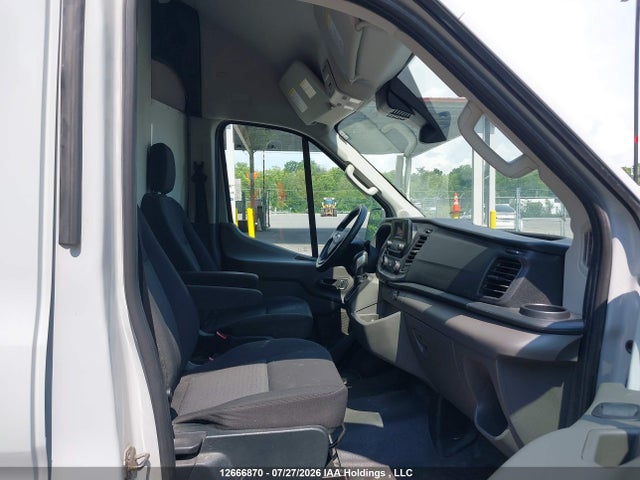 Ford T-350 2023 1FTBW3X87PKA68346 Image 8
