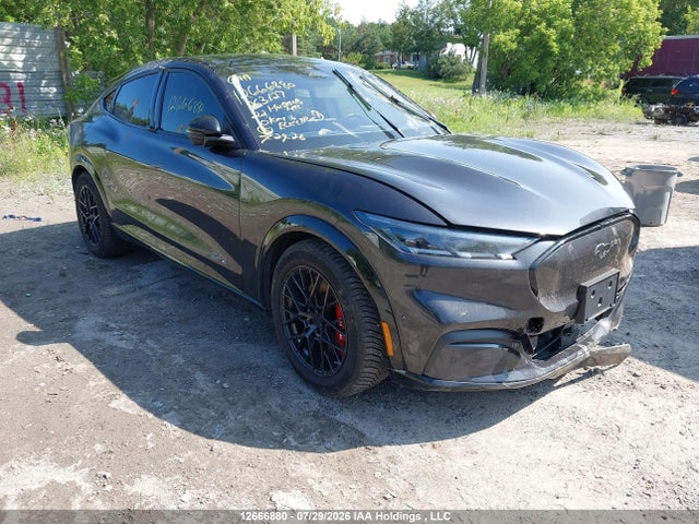 2022 3FMTK3SS8NMA63127 zdjęcie główne