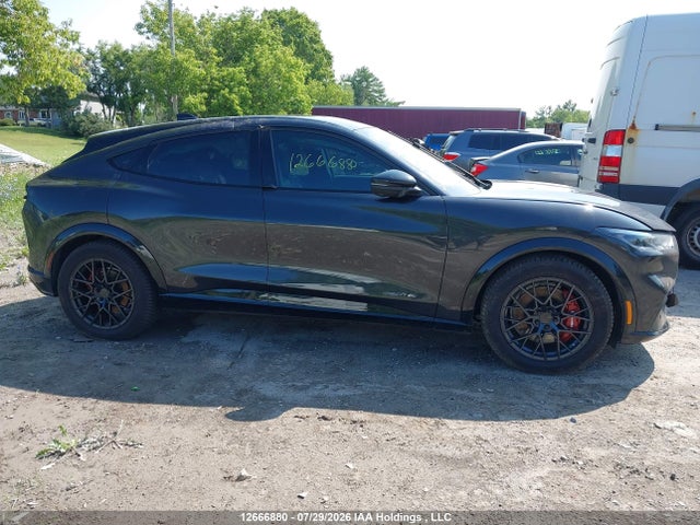 Ford Mustang Mach-e Premium 2022 3FMTK3SS8NMA63127 Image 13