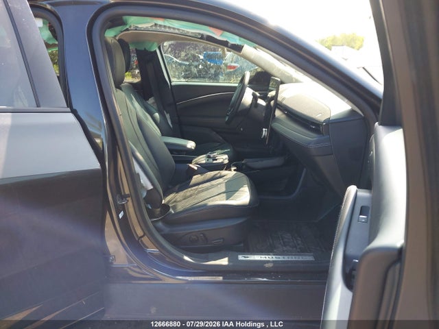 Ford Mustang Mach-e Premium 2022 3FMTK3SS8NMA63127 Image 5