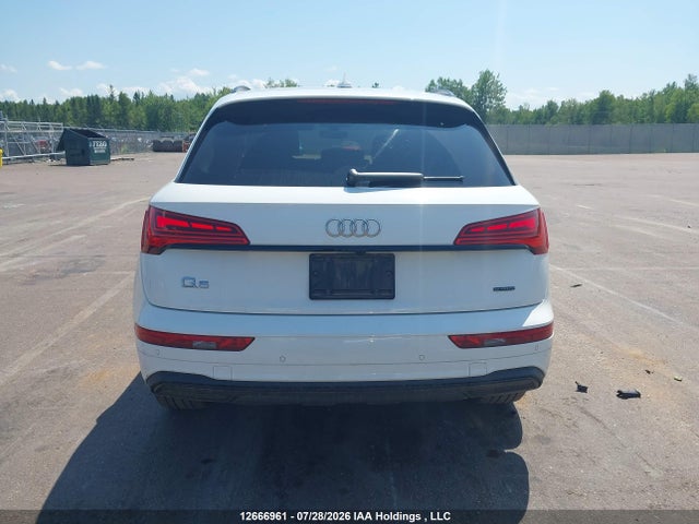 WA1AAAFY2P2107371 Audi Q5 45 Komfort
