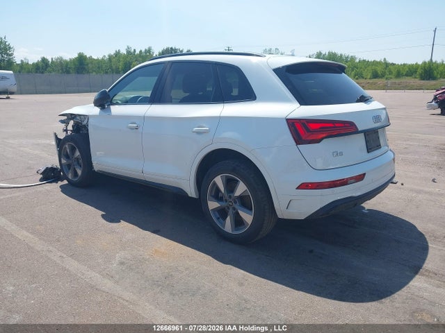 WA1AAAFY2P2107371 Audi Q5 45 Komfort
