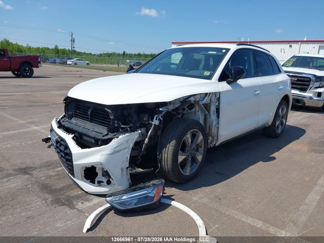 WA1AAAFY2P2107371 Audi Q5 45 Komfort