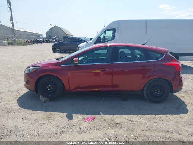 Ford Focus Titanium 2014 1FADP3N21EL256491 Image 13