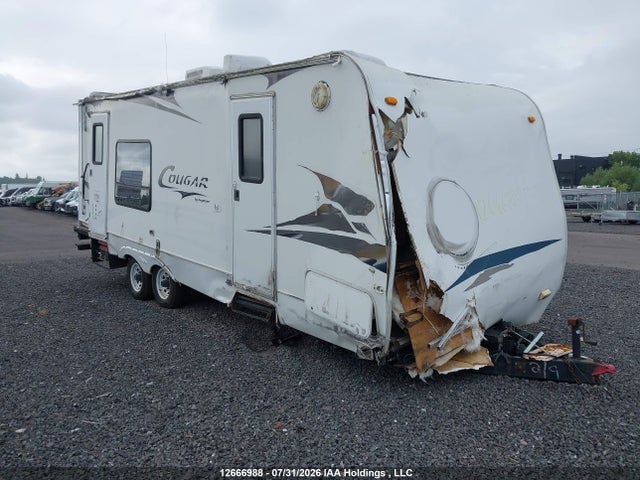 2007 Cougar Cougar Roulotte 40pieds მანქანა იყიდება აუქციონზე, vin: 4YDT2432772502219, აუქციონის ნომერი: 12666988