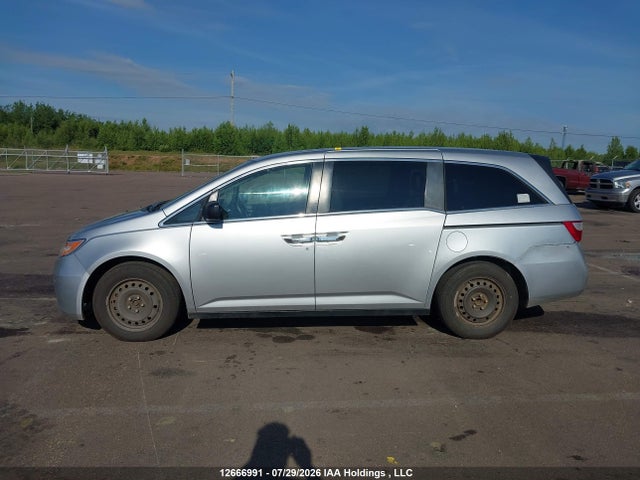 2013 Honda Odyssey Ex მანქანა იყიდება აუქციონზე, vin: 5FNRL5H45DB007021, აუქციონის ნომერი: 12666991
