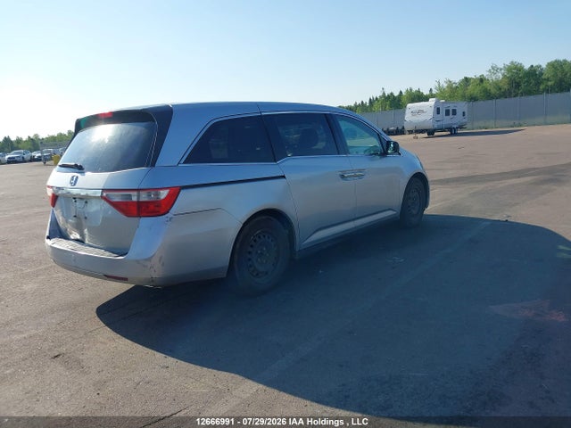 2013 Honda Odyssey Ex მანქანა იყიდება აუქციონზე, vin: 5FNRL5H45DB007021, აუქციონის ნომერი: 12666991