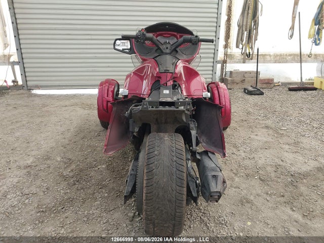 12666998 :رقم المزاد ، 2BXNBDD27GV005531 vin ، 2016 Can-am Spyder Roadster Rt/rt-s/ltd/sp Series مزاد بيع