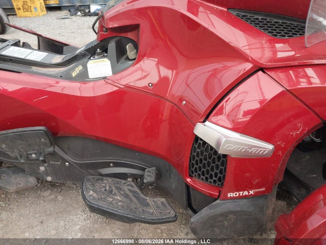 12666998 :رقم المزاد ، 2BXNBDD27GV005531 vin ، 2016 Can-am Spyder Roadster Rt/rt-s/ltd/sp Series مزاد بيع