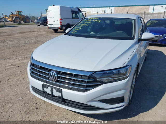 Продажа на аукционе авто 2019 Volkswagen Jetta S/se/r-line, vin: 3VWC57BU0KM008278, номер лота: 12666999