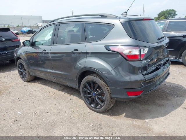 Ford Escape 2018 1FMCU9GD3JUB90056 Image 3