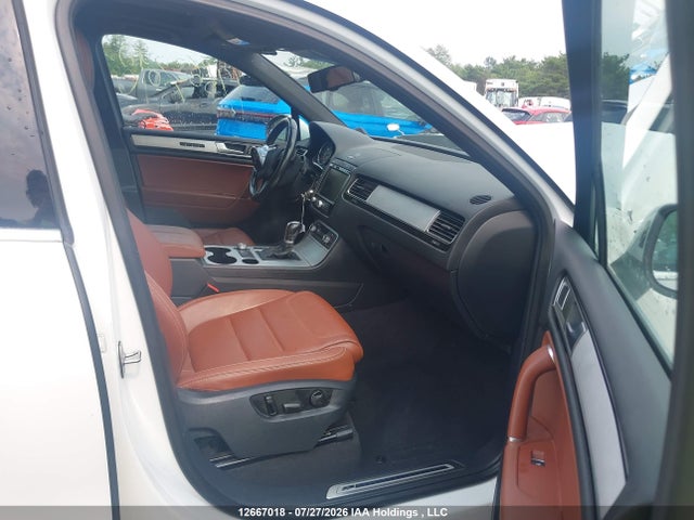 WVGDP9BP8FD006489 Volkswagen Touareg Tdi