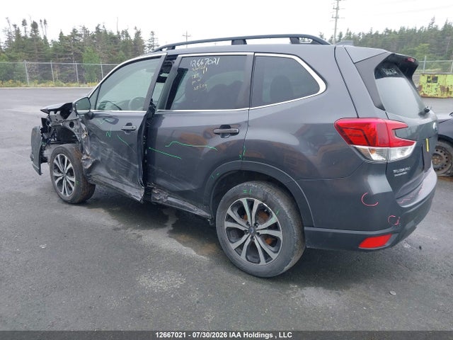 Продажа на аукционе авто 2023 Subaru Forester Limited, vin: JF2SKEPC8PH431540, номер лота: 12667021