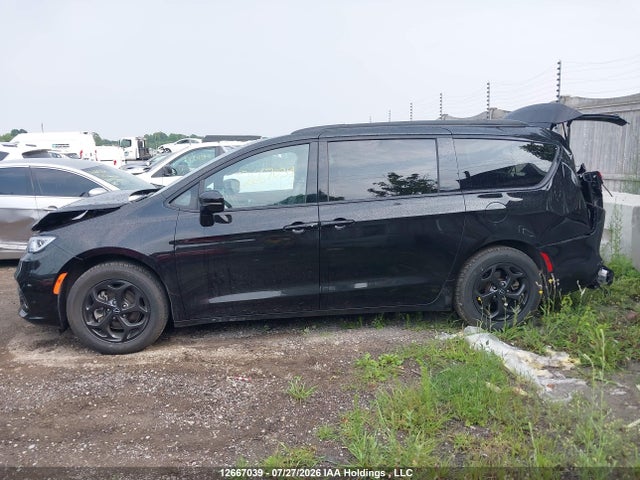 Auction sale of the 2025 Chrysler Pacifica Limited, vin: 2C4RC1GGXSR601724, lot number: 12667039