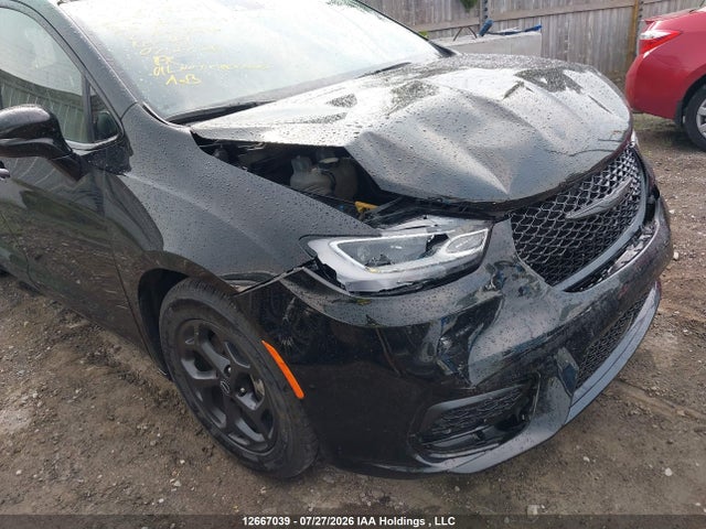 Auction sale of the 2025 Chrysler Pacifica Limited, vin: 2C4RC1GGXSR601724, lot number: 12667039