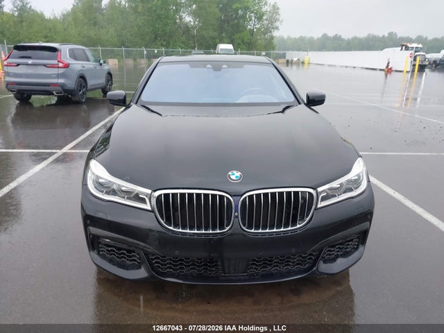 WBA7B0C39HG527131 BMW 750i Xdrive