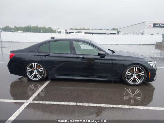 WBA7B0C39HG527131 BMW 750i Xdrive