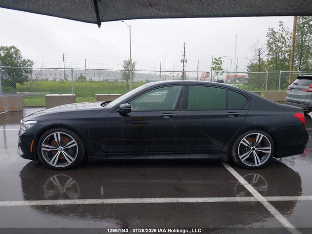 WBA7B0C39HG527131 BMW 750i Xdrive