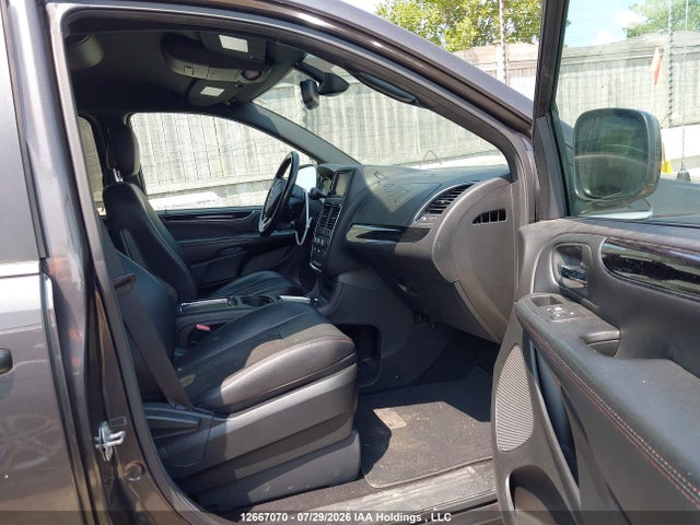 2C4RDGCG2KR781996 Dodge Grand Caravan 35th Anniversary Edition