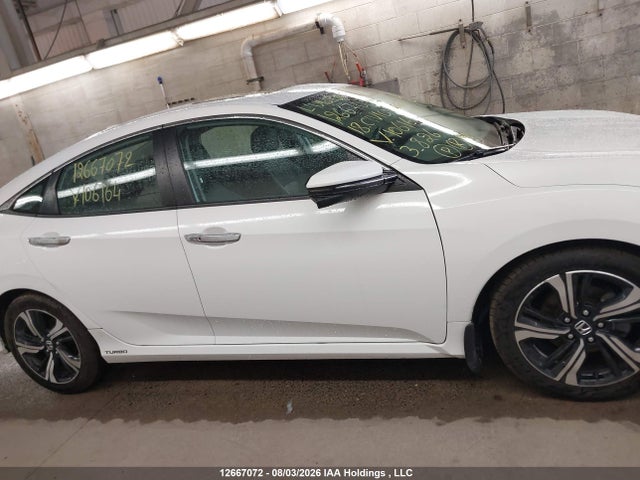 Продаж на аукціоні авто 2018 Honda Civic Touring, vin: 2HGFC1F95JH106164, номер лоту: 12667072