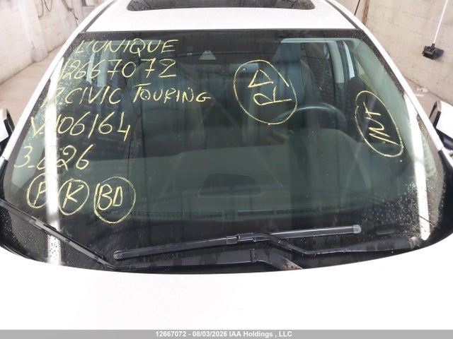 Продаж на аукціоні авто 2018 Honda Civic Touring, vin: 2HGFC1F95JH106164, номер лоту: 12667072