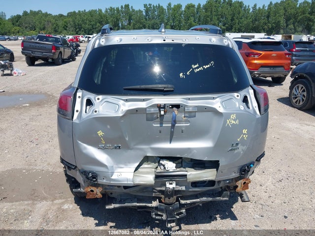 Toyota RAV4 2018 2T3BFREV9JW818033 Image 17