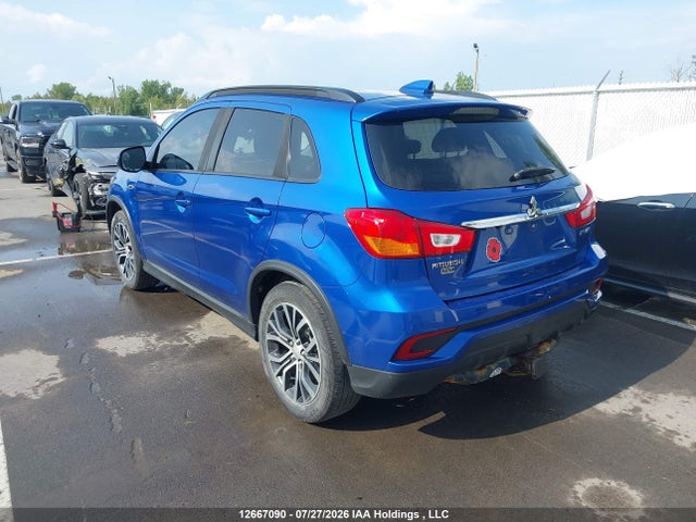 2018 Mitsubishi Rvr Se Limited/gt მანქანა იყიდება აუქციონზე, vin: JA4AJ4AW8JZ610778, აუქციონის ნომერი: 12667090