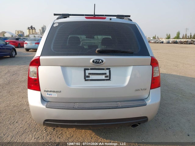 12667102 :رقم المزاد ، KNAFG526877091649 vin ، 2007 Kia Rondo Lx/ex مزاد بيع