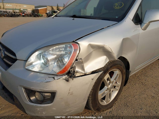 12667102 :رقم المزاد ، KNAFG526877091649 vin ، 2007 Kia Rondo Lx/ex مزاد بيع