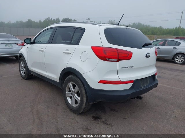 KIA Sportage Lx 2016 KNDPBCAC6G7842135 Image 3