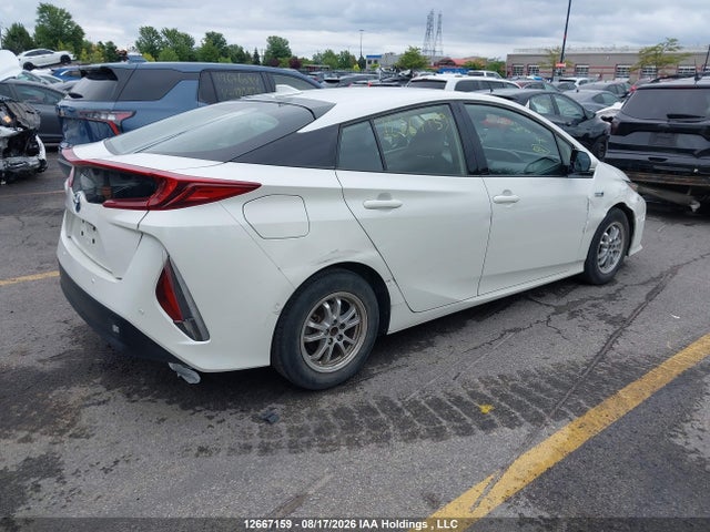 12667159 :رقم المزاد ، JTDKARFPXL3125671 vin ، 2020 Toyota Prius Prime Le/xle/limited مزاد بيع