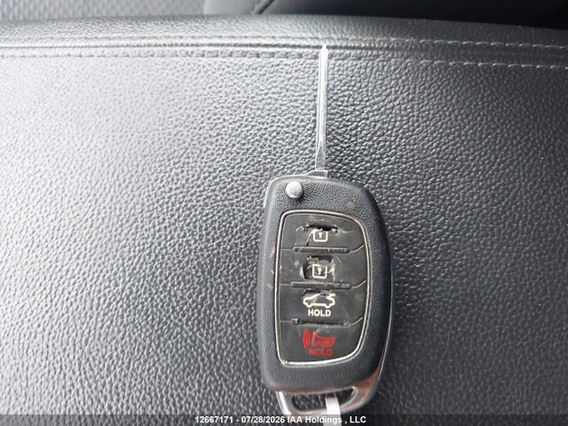 Продажа на аукционе авто 2017 Hyundai Sonata Gl, vin: 5NPE24AF0HH501107, номер лота: 12667171