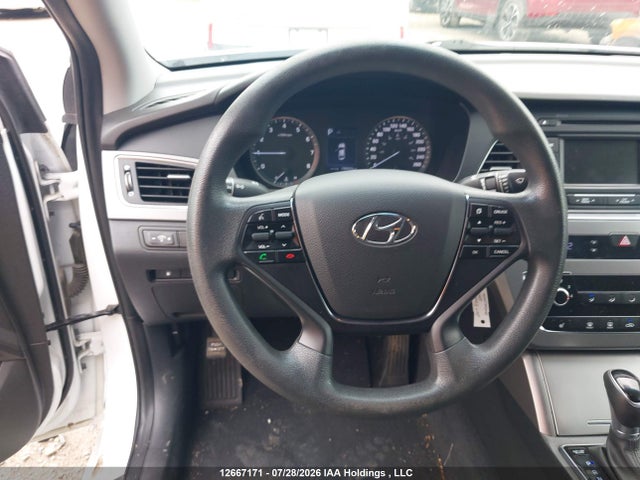 Продажа на аукционе авто 2017 Hyundai Sonata Gl, vin: 5NPE24AF0HH501107, номер лота: 12667171