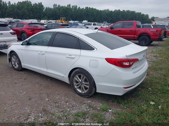 Продажа на аукционе авто 2017 Hyundai Sonata Gl, vin: 5NPE24AF0HH501107, номер лота: 12667171