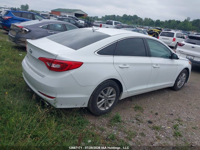 Продажа на аукционе авто 2017 Hyundai Sonata Gl, vin: 5NPE24AF0HH501107, номер лота: 12667171