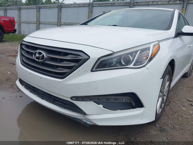 Продажа на аукционе авто 2017 Hyundai Sonata Gl, vin: 5NPE24AF0HH501107, номер лота: 12667171