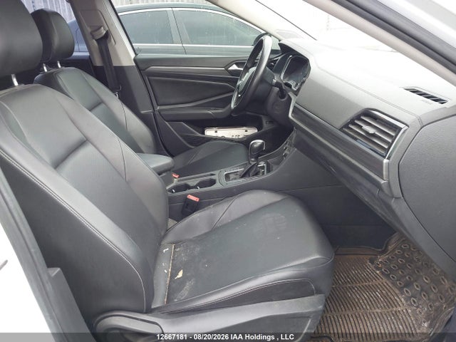 3VWE57BU7KM017682 Volkswagen JETTA SEL