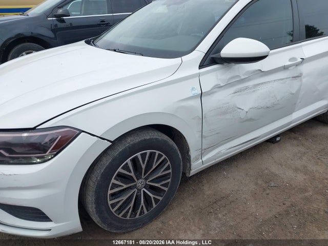 3VWE57BU7KM017682 Volkswagen JETTA SEL