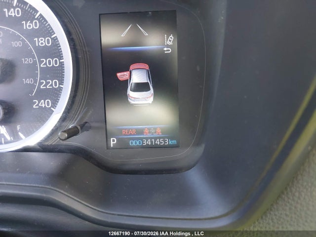 5YFBPMBE7NP324516 Toyota Corolla