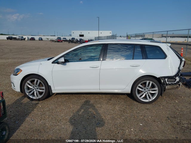 Продажа на аукционе авто 2018 Volkswagen Golf Sportwagen Highline, vin: 3VWR17AUXJM756848, номер лота: 12667199