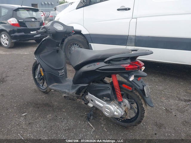 Продаж на аукціоні авто 2024 Piaggio Liberty 50/50 S/50 Baci Perugina, vin: ZAPC546B2R7004245, номер лоту: 12667206