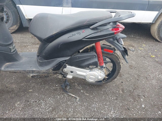 Продаж на аукціоні авто 2024 Piaggio Liberty 50/50 S/50 Baci Perugina, vin: ZAPC546B2R7004245, номер лоту: 12667206