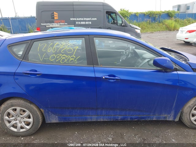 2012 Hyundai Accent Gls/gs მანქანა იყიდება აუქციონზე, vin: KMHCT5AE6CU038286, აუქციონის ნომერი: 12667209
