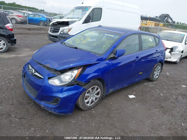 2012 Hyundai Accent Gls/gs მანქანა იყიდება აუქციონზე, vin: KMHCT5AE6CU038286, აუქციონის ნომერი: 12667209