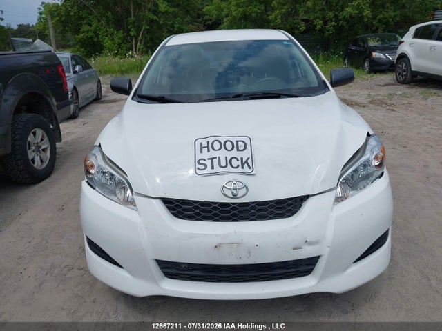 12667211 :رقم المزاد ، 2T1KU4EE3EC131283 vin ، 2014 Toyota Matrix Wagon مزاد بيع