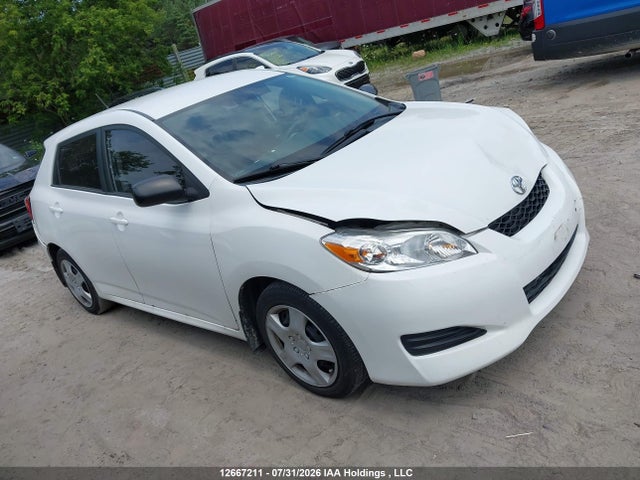12667211 :رقم المزاد ، 2T1KU4EE3EC131283 vin ، 2014 Toyota Matrix Wagon مزاد بيع