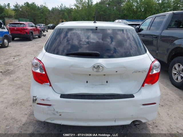12667211 :رقم المزاد ، 2T1KU4EE3EC131283 vin ، 2014 Toyota Matrix Wagon مزاد بيع